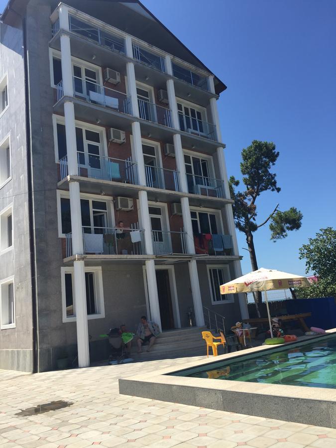 Hotel George Ureki Bagian luar foto